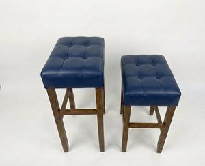 Ensemble de 2 tabourets de bar et de comptoir en cuir PU, ensemble de tabourets capitonnés en cuir PU, ensemble de tabourets rembourrés en PU avec structure en bois massif, hauteur bar et comptoir - Product Image 3