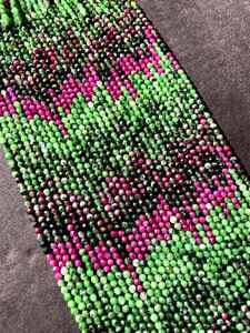 ลูกปัดหินทับทิมธรรมชาติทรงกลม ลูกปัดพลอยสีเขียวและสีแดงสวยงาม ความยาวเต็มเส้น 15.5 นิ้ว สำหรับทำเครื่องประดับ - Product Image 6