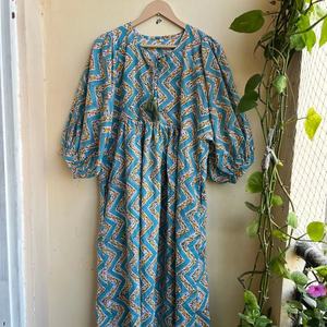 Vestido largo de algodón con cuello redondo y manga larga, estampado a mano, estilo túnica india, para mujer, ideal para el verano 2026. - Product Image 1