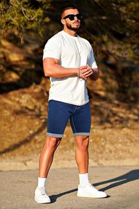 Shorts en jean délavé foncé pour homme, taille mi-haute, coupe droite, décontracté, été, mélange coton élasthanne respirant avec poches - Product Image 6