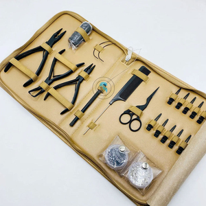 Kit d'extension de cheveux à micro-anneaux en acier inoxydable écologique professionnel Kaamir Instruments, avec pince, ciseaux, peigne et revêtement en silicone - Product Image 4
