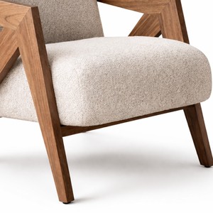 Fauteuil en bois moderne avec structure géométrique et revêtement beige, chaise de salon style mid-century, pieds en bois massif - Product Image 5