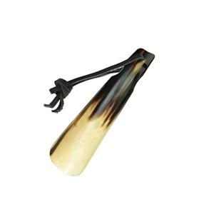 Conejo de buey duradero, reutilizable y ligero para calzado, con cuero colgante, moderno y de lujo. - Product Image 1