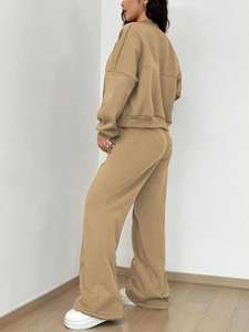 Conjunto Deportivo de Dos Piezas para Mujer, Color Beige, con Cremallera, Capucha, Forro Polar Ecológico, Chaqueta Informal y Pantalones Jogger con Cordón, Suave para Usar - Product Image 3