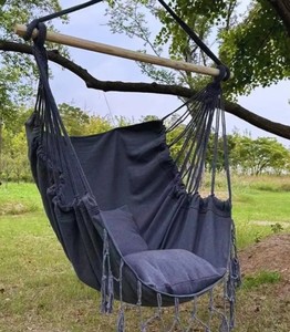 Fauteuil suspendu en macramé surdimensionné avec coussins – Balançoire bohème pour intérieur et extérieur - Product Image 2