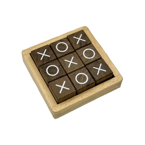 Jeu de Tic-Tac-Toe en bois avec plateau en métal pour enfant par Target World - Product Image 1