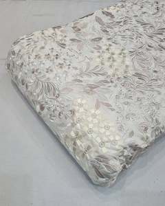 Tissu brodé malté, tissu en dentelle, tissu à sequins, tissu imprimé africain pour la confection de robes et de vêtements, fournisseur mondial pour les boutiques. - Product Image 5