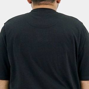 Camiseta Blanca Lisa para Hombre, Personalizable, Negra, Oversize, con Estampado Digital, Blanca y Negra, con Patrón Sólido - Product Image 6