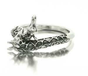 Anillo Elegante de Lujo con Cabeza de Jirafa en Plata 925, Joyería de Moda para Mujer con Diseño Inspirado en Animales - Product Image 1