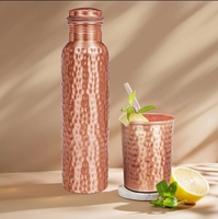 Ensemble de Bouteilles d'Eau Modernes Portables en Cuivre Pur à 99% Grande Capacité, Martelées, Anti-fuite, pour Yoga Ayurvédique - Vente en Gros
