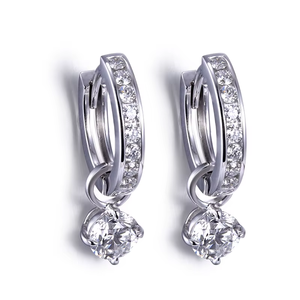 Boucles d'oreilles en or blanc avec diamants ronds couleur D certifiés IGI, style classique, bijoux de mariage pour femmes - Product Image 1