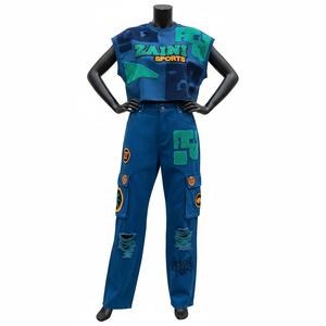 Ensemble femme en coton French Terry 280 GSM, haut sans manches et pantalon, bleu turquoise, design à panneaux, impression logo personnalisée en chenille. - Product Image 1