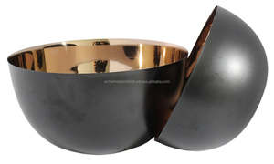 Bols de service en acier au design de luxe Bol à salade rond en acier inoxydable de la plus haute qualité avec poignées en laiton pour les événements de mariage - Product Image 5