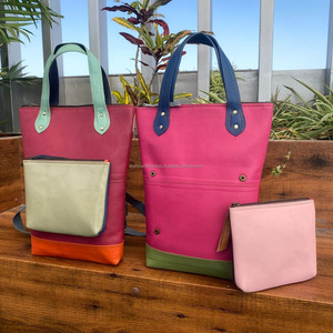 Mochila Convertible de cuero reciclado para pañales, asas de cuero coloridas, bandolera, bolso de compras con bolsillo y cremallera - Product Image 4