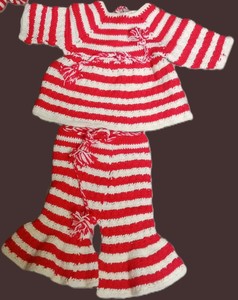 Robe longue décontractée en coton doux au crochet pour bébé, tenue tricotée à la main pour fillettes, style bohème vintage avec dentelle, personnalisable OEM, vente en gros - Product Image 5