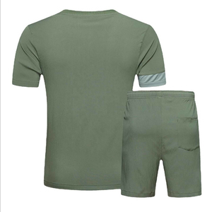 Diseño de Logotipo Personalizado, Conjunto Deportivo de Verano para Hombre, Transpirable, Suave, Informal, para Calle, Fitness, Camiseta y Pantalones Cortos de 2 Piezas - Product Image 4