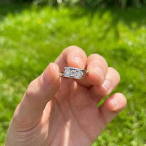 Bague en argent sterling 925 plaqué or 18 carats de style hip-hop avec moissanite taille brillant, étincelante, élégante, bijou de mode, cadeau - Product Image 3
