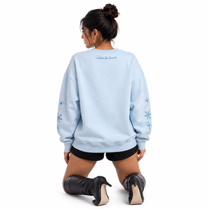Sweat-shirt à col rond bleu clair pour femme, motif flocon de neige sur les manches, style streetwear décontracté, pull en polaire, vente en gros - Product Image 5