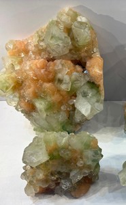 High Quality Natural Green Apophyllite with Orange Stilbite <b>Crystal</b> <b>Cluster</b> Specimen Raw Mineral Bulk Wholesale From China - Product Image 2