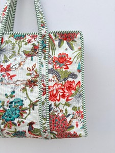 Fashionable <b>White</b> Cotton Tote <b>Bag</b> with Floral Print Bohemian Style Summer Casual Zipper Shopping Travel Handbag for Women - Product Image 3