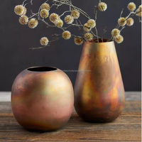 Vase à fleurs imprimé en laiton moderne de luxe avec émail noir et or pour décorations de plantes artificielles de table et de bureau