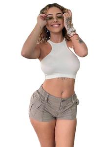 Vente en gros de shorts cargo pour femmes en chino en coton respirant de haute qualité personnalisés avec cordon de serrage à la taille et séchage rapide - Product Image 4