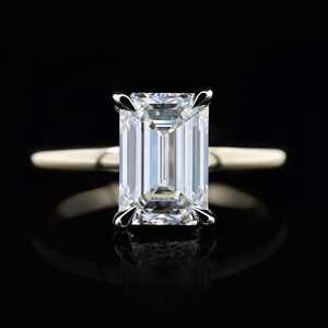 Bagues de fiançailles en moissanite VVS pour femmes, en argent 925, avec diamants émeraude et taille ovale, bijoux en or – Vente en gros - Product Image 1