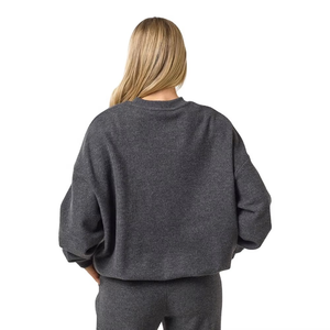 Ensemble de survêtement premium pour femme gris foncé avec sweat à capuche en polaire confortable et pantalon large – Tenue d'hiver décontractée - Product Image 5