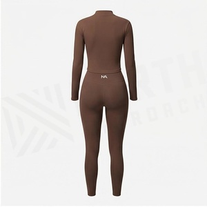 Ensemble de yoga North Approach avec fermeture éclair intégrale sur le devant, couleur marron uni, tissu respirant, vêtements de sport pour femmes - Product Image 2
