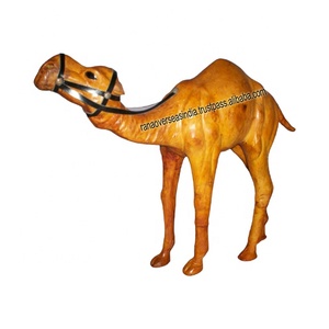 Statuette de chameau en cuir marron Art Déco, faite à la main, durable, écologique, personnalisable, pour table de Thanksgiving, vente en gros - Product Image 2