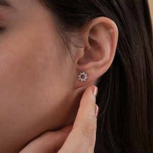 Pendientes de tuerca con diseño de rayos de sol y diamantes de moissanita talla marquesa, con racimo de plata 925, joyería fina para compromiso, regalo de boda para mujer - Product Image 3