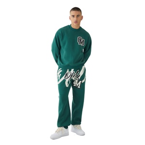 Nuevo Conjunto Deportivo de Alta Calidad en Algodón Estilo Americano con Estampado Serigrafiado en Tela de Poliéster Desgastada - Product Image 1