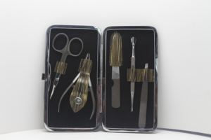 Luxuries Stainless Steel 5 Pieces Customizable Packaging Travel-Friendly <b>Nail</b> Care <b>Kit</b> with Case Steel Manicure Pedicure Set - Product Image 2