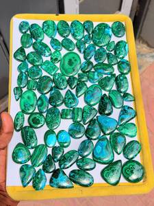 Pierre précieuse de chrysocolle malachite de qualité supérieure, cabochon naturel bleu-vert pour la création de bijoux et les collectionneurs - Product Image 2