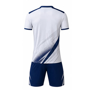 Uniforme de Fútbol Profesional, Jersey y Pantalones Cortos de Corte Moderno, Tela de Poliéster Ligera, Transpirable y Resistente para Entrenamientos, Partidos y Uso Diario - Product Image 3