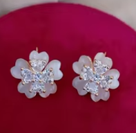 Elegante diseño Floral perla circón pendientes joyería de latón para mujeres para bodas fiestas ocasiones especiales Idea de regalo perfecta - Product Image 2