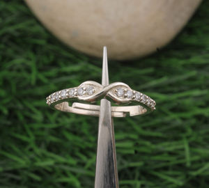 แหวนเงินแท้ประดับเพชร CZ เกรด 5A สำหรับผู้หญิง ดีไซน์หรูหรา เหมาะสำหรับงานหมั้น งานแต่งงาน งานเลี้ยง  ผิวขัดเงา - Product Image 4