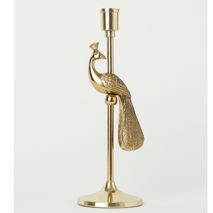 Bougeoir en métal élégant et durable avec design artisanal et résistant à la chaleur pour les restaurants de mariage d'Inde - Product Image 3