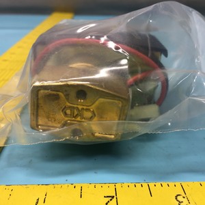 Vanne solénoïde CKD AB41-03-5, AB41-03-5-03A, 153780 - Équipements et pièces semi-conductrices de renommée mondiale à la confiance de tous - Product Image 3