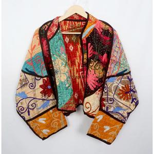 Chaqueta Kantha de diseño en algodón, recién llegada, multicolor, estilo étnico, bordada, con cierre abierto, hecha a mano, estilo vintage. - Product Image 4