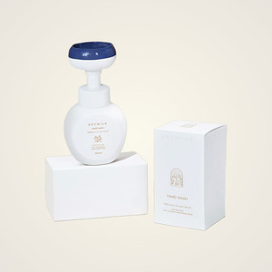 Savon liquide en gros Sky Milk Coréen K-Beauty pour le lavage des mains, fabriqué en Corée, pour les soins corporels - Product Image 4