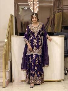 <b>Red</b> Embroidered Floral Women's Salwar Kameez Set One Set 100% Silk <b>Velvet</b> Style Outfit with Dupatta for Wedding Festival Wear - Product Image 4