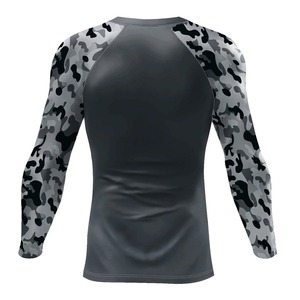 Nouveaux rashguards pour hommes adultes en polyester pour la vente en gros, rashguards à manches longues pour hommes - Product Image 3