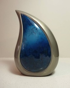 Urna Funeraria Azul en Forma de Lágrima para Cenizas Humanas Adultas, Diseño Decorativo Personalizable, Urna Conmemorativa en Forma de Lágrima para Cenizas Masculinas - Product Image 4
