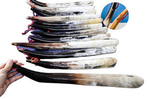 Calzador de Cuerno de Búfalo Natural Hecho a Mano - Diseño Antiguo de Alta Calidad Ecológico, Accesorios para Zapatos de Estilo Moderno - Product Image 3