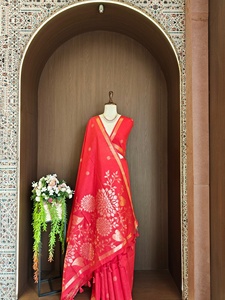<b>Red</b> Silk <b>Saree</b> With Floral Design Traditional Wear For Women Wedding And Party Occasion India Pakistan Style - Product Image 3