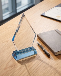 Trofeo de Acrílico Personalizado Grabado con Láser, Tipo Cristal, para la Excelencia y los Logros - Product Image 6