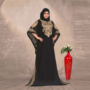 Caftán Modesto de Chifón Bordado para Eid y Ramadán, Vestido Diario Largo hasta el Suelo con Mangas de Diseño y Silueta Ligera Drapeada - Product Image 5