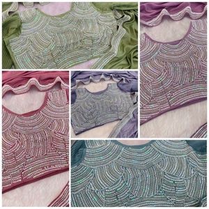 ผ้าไหมพรีเมียมปักลูกปัด แต่งขอบด้วยลูกไม้และลายปัก พร้อมเสื้อปักเข้าชุด ขายส่งราคาพิเศษจากรอยัลเอ็กซ์พอร์ต - Product Image 4