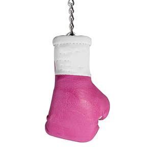 Porte-clés en cuir synthétique perforé en gros, idée cadeau promotionnelle pour mini-gant de boxe et équipement de MMA - Product Image 1